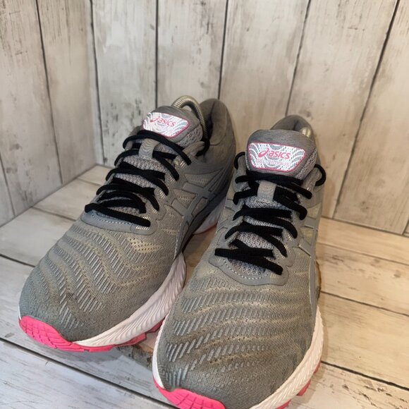 Asics Womens Gel Nimbus 22 1012A585 Gray Running Shoes Sneakers Size 10.5 - Picture 2 of 11